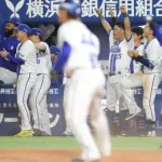 DeNA劇的延長逆転サヨナラで巨人撃破！←カープファンの反応【DeNA7x-6巨人/CS1試合結果】