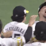 山川穂高「あぶねぇあぶねぇー!!」「まじでサードゴロで終わったと思った」