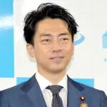 進次郎「牧島がやった」→牧島かれん「ウチの事務員がやった」→事務員「依頼した会社がやった」→