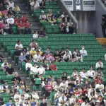 野球、CSなのにチケットが売れ残って空席だらけ...球団「チケットが残ったのは想定外」