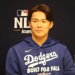 米メディア「山本由伸は非不正投手としてPSで完投した初の選手」「バーランダーは許さない」