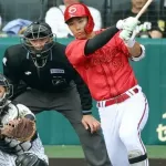 カープ新井監督「(奨成は)まだ計算できる選手ではない。何年か続けて数字を残してレギュラーになる」