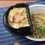 【画像】ローソン「ラーメンと炒飯がセットの弁当を出します」←こいつ