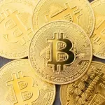 ビットコインすごく高くなったなぁ！通貨として世界中で取引されてるんだろうなぁ！