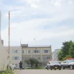 札幌65歳女性、スーパーでむきエビ（1078円）盗み逮捕。22万円所持も「お金を使うのがもったいない」