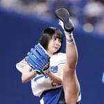 【画像】岡田紗佳とかいうプロ始球式女子wwwwwwwwwwwwwwwwwww
