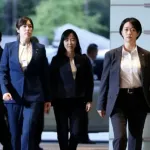 【画像】大臣警護の女SP、めっちゃ強そう