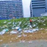 【画像】淀川花火大会の翌日の河川敷、ヤバいことになっていたｗｗｗｗｗ