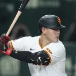 【データ】MLB記者「150キロ以上の球の空振り率は村上より岡本が低い」