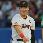 ヤンキース専門サイトが岡本和真と村上宗隆を比較「打撃と守備両方とも岡本和真のほうが上。さらに安い