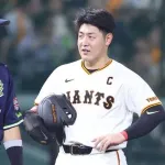 ヤンキース専門サイトが岡本和真と村上宗隆を比較「打撃と守備両方とも岡本和真のほうが上。さらに安い