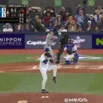 【WS第2戦】大谷翔平、第四打席でPS5試合連続安打となるライト前ヒット!!!!!!!!!!!!