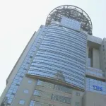 【TBS】お笑いコンビ「チョコレートプラネット」の長田庄平さん　「SASUKE」収録中に左足を剥離骨折　ローリングヒルに飛び移る際に怪我
