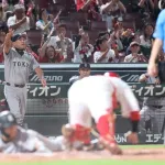 【悲報】他球団スコアラー「巨人選手は四球出したりバントをファウルするとベンチ見て怯えてる」