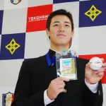 松坂大輔氏、ロッテ3位指名の横浜高二刀流・奥村にエール「投手で活躍見たい」