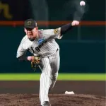 回をまたいで阪神・及川雅貴！火消し成功＆鷹打線寄せ付けず