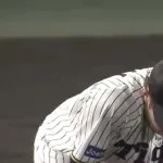 【悲報】石井大智、散る。 柳田に2ランを浴びる