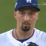 スネル、初回先頭打者から2連続被弾ｗｗｗｗｗｗ