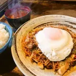 白米と最も相性のよい麺料理は焼きそば