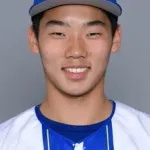 「森さんくださいよ」DeNA田内選手、森敬斗選手へグラブをおねだりし譲り受けニッコリ
