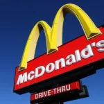 【画像】マクドのハンバーガーを買った人、激怒ｗｗｗｗｗｗ