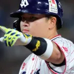 【悲報】米データサイト「村上宗隆は過大評価されている。せいぜい『打率.237　26本塁打』だろう」