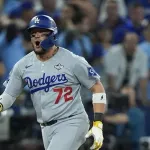【朗報】ドジャースの選手の間でお尻を彫るのが流行る