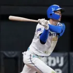 日ハム石井一成（31歳、二遊三、Ｃランク）国内FA権行使。今季成績108試合 .259 6 30 OPS.689