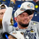 【朗報】ドジャース・ロハス「尻にサッポロビールを入れたいんだ」