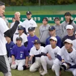 イチロー「走ったあと膝に手を置いてハァハァするな。カッコ悪い。疲れても我慢しろ。」