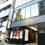 【悲報】カドショ「万引き中学生、正直に自首したら被害届を取り下げます」→自首した子供、逮捕&学校に通報・・・・