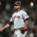 クラセ投手（27歳、通算188s、最多セーブ3回）野球賭博に関与し起訴される。永久追放確実