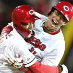 カープ打線が侍J隅田から9得点で一時逆転！←カープファンの方が驚く