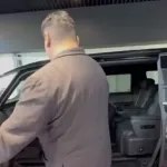 【朗報】横綱白鵬、LEXUS納車！！