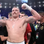 「現ボクシングヘビー級統一王者ウシクにMMAルールで勝てたら100億円」←お前らやる？