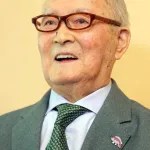 NPB、来季から新設の『長嶋茂雄賞』とは…　榊原コミッショナー「ハンク・アーロン賞に近い」  選考委員は文化人も検討