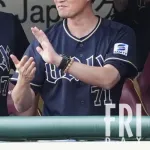 【悲報】オリックスで内乱。岸田監督と頓宮主将に若手選手達が反旗「優しすぎる。全然怒ってくれない」