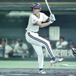 王「一本足！」イチロー「振り子！」落合「神主！」←誰も真似しない件