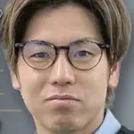梅野隆太郎ファンミーティングショー、25,000円wwwwwwwwww