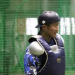 西武・野村大樹が「捕手」練習で秋季キャンプに参加　←！？