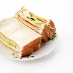 食パン(8枚切)にレタスと一緒に挟むと美味しいもの