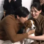 【悲報】大谷さん、MVP受賞で真美子じゃなくデコピンにキスをして炎上