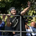 【MLB】大谷翔平　MVP発表時に愛犬・デコピンにキスで〝文化の違い〟鮮明　「真美子を侮辱した」など各国の報道は？
