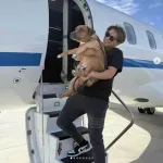 山本由伸の犬🐕「僕の名前はカルロス。友達はデコピンさ」