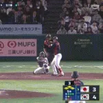 【韓国対侍ジャパン】侍ジャパンが5回表に3点を取り逆転!2アウト満塁から佐々木が押し出しで同点!続く石上が勝ち越し2点タイムリー!!!!!!!!!!!!!!!