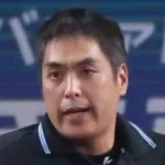 【朗報】NPB最優秀審判に『白井一行』が選出される「判定技術、正確性、安心感がある名審判」