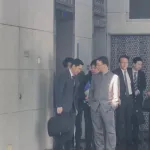 【画像】外務局長、中国の偉い人にめちゃくちゃ怒られてしょんぼり