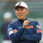記者「侍ジャパン監督に全て背負わせ過ぎ。GM兼任になってる。MLB球団との交渉は監督の仕事ではない
