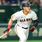 巨人・岡本 10球団超の争奪戦スタート　球団がポスティング申請手続き発表