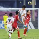 【動画】サッカーU17北朝鮮代表、試合前に日本代表をぶん殴ってしまうwww